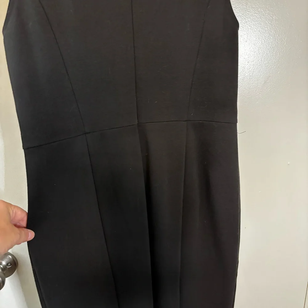 VENUS Red and Black Sheath Midi Dress - Picture 9 of 10